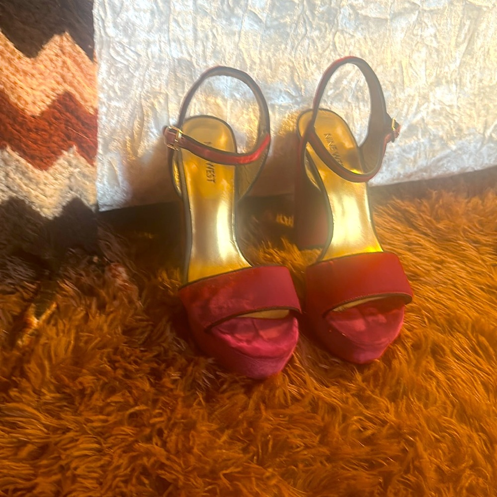 Nine West Red Heels Platform Sandals - Picture 4 of 5